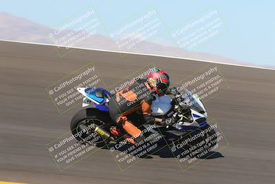 media/Oct-08-2022-SoCal Trackdays (Sat) [[1fc3beec89]]/Bowl (1030am)/